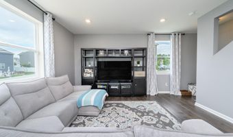 15 Half Hitch Rd, Barnegat, NJ 08005