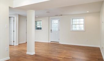 100 CARROLL Dr, Annapolis, MD 21403