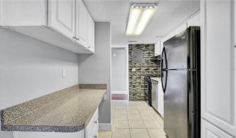 115 OYSTER BAY Cir 260, Altamonte Springs, FL 32701