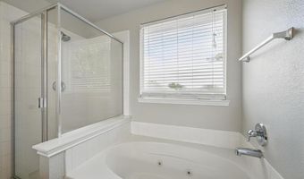 2045 Hanakoa Falls Dr, Anna, TX 75409