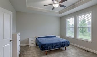 14145 Amanda Ln, Basehor, KS 66007