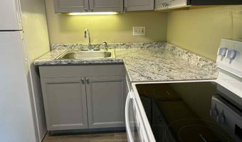 239 Old Farms Rd APT 18A, Avon, CT 06001