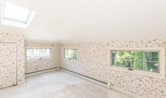 10 Ten Broeck Pl, Albany, NY 12210