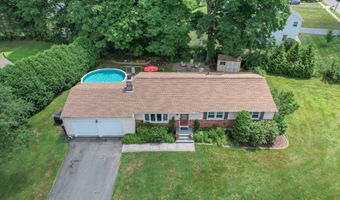 20 Club Ln, Cheshire, CT 06410