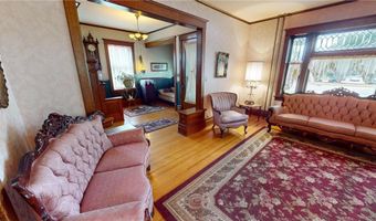 311 Fountain St, Albert Lea, MN 56007