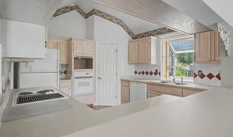 2594 Brighton Cir, Biloxi, MS 39531