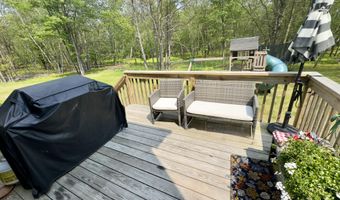 2292 Bismark Rd, Blakeslee, PA 18610