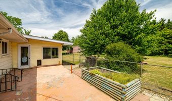 6272 Earhart Rd, Ann Arbor, MI 48105