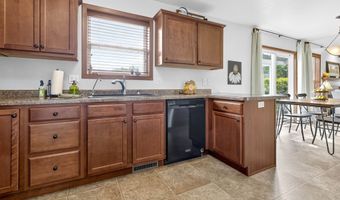 1936 N REXFORD St, Appleton, WI 54914