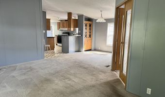 829 Savannah River Dr, Adrian, MI 49221