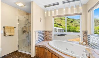 11056 Snake River Rd, Asotin, WA 99402