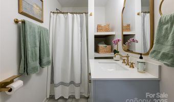 28 Ridgefield Pl, Asheville, NC 28803