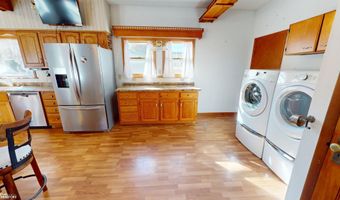 134 E Main St, Agency, IA 52530