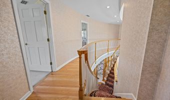 319 Redstone Dr, Cheshire, CT 06410