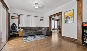 120 E PACIFIC St, Appleton, WI 54911