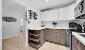 20505 E Country Club Dr 137, Aventura, FL 33180