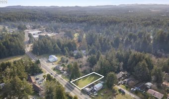1168 2ND St, Bandon, OR 97411