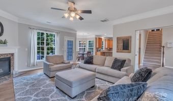 10121 Halkirk Manor Ln, Charlotte, NC 28278