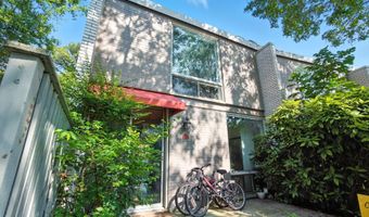 4979 BATTERY Ln 4979-1, Bethesda, MD 20814