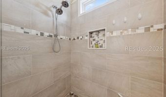 4 Lake Linden Pl, Bluffton, SC 29910