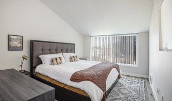 7944 Caminito Dia 2, San Diego, CA 92122
