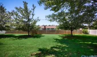 1702 Bellview Dr, Athens, AL 35611