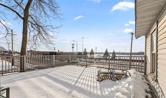 405 N Main St, Alma, WI 54610