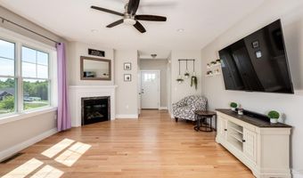 24 Kendall Ln, Raymond, NH 03077