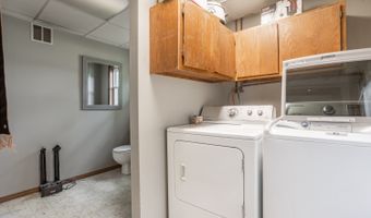 19686 Lawrence 1180, Aurora, MO 65605