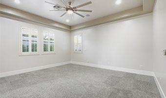 10820 Woodstream Ct, Las Vegas, NV 89135