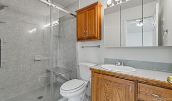 1807 Fairoaks Dr, Caldwell, ID 83605