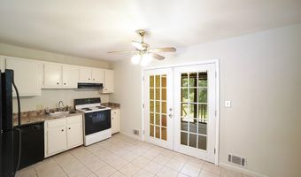 160-162 Jockey Clb, Athens, GA 30605