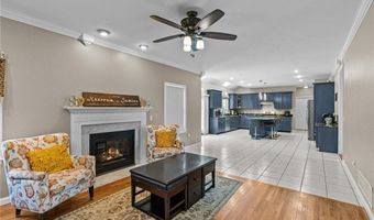 38 Steeple Ln, Lincoln, RI 02865