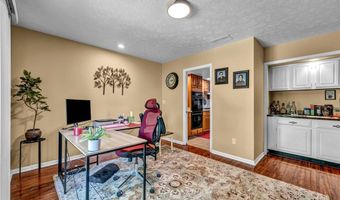 410-29 Willow Cir, Aurora, OH 44202