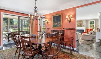 140 Connection St, Newport, RI 02840