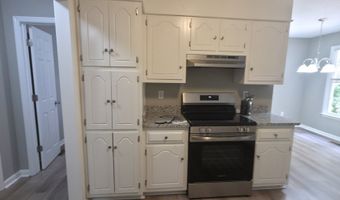 210 New Haven Dr, Athens, GA 30606