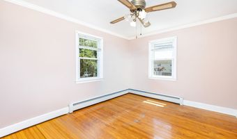404 Soundview Ave, Bridgeport, CT 06606
