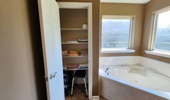 108 Meadows Ln, Beebe, AR 72012
