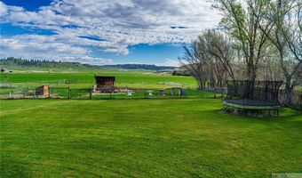 6 Gates Rd, Columbus, MT 59019