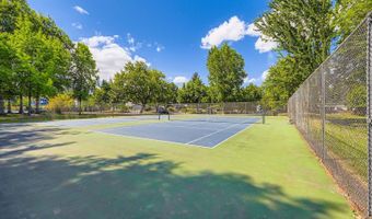 7582 SW CRESMOOR Dr, Beaverton, OR 97008