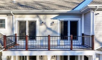 7 Dennell Dr, Lincoln, RI 02865