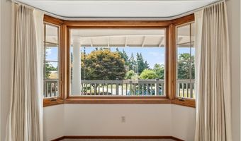 20267 HIGHWAY 213, Oregon City, OR 97045
