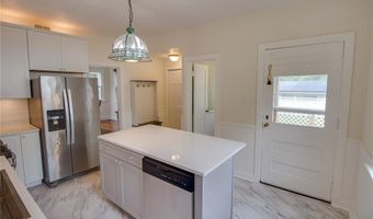 205 E 12th St, Alton, IL 62002