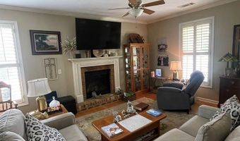 105 Southland Ridge Dr, Americus, GA 31709