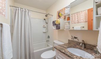 90 Bell Rd, Asheville, NC 28805