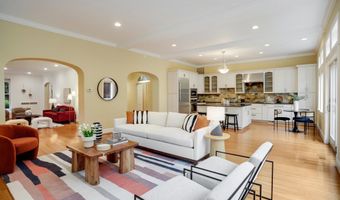 2739 CHESAPEAKE St NW, Washington, DC 20008