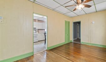 20 E 31st St, Bayonne, NJ 07002