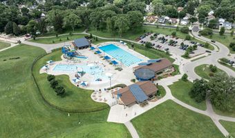 314 E RANDALL St, Appleton, WI 54911