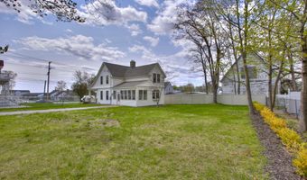 28 Saco Ave, Old Orchard Beach, ME 04064