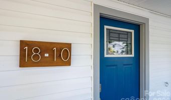 18 Oteen Park Pl, Asheville, NC 28805